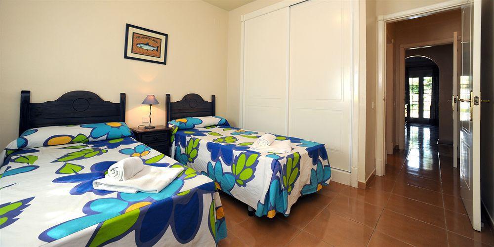 Leo San Bruno Apartment Исла Канела Екстериор снимка