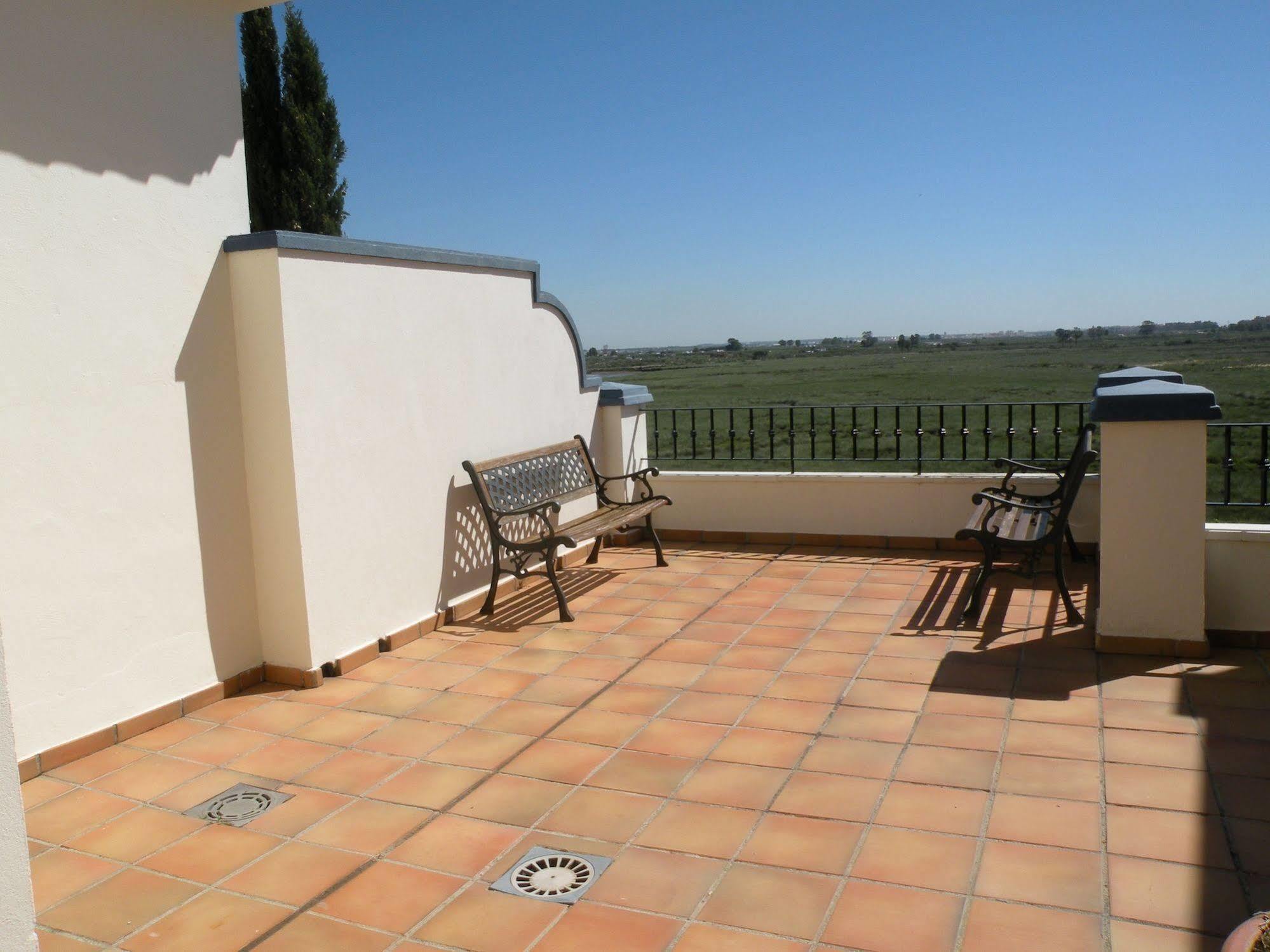 Leo San Bruno Apartment Исла Канела Екстериор снимка